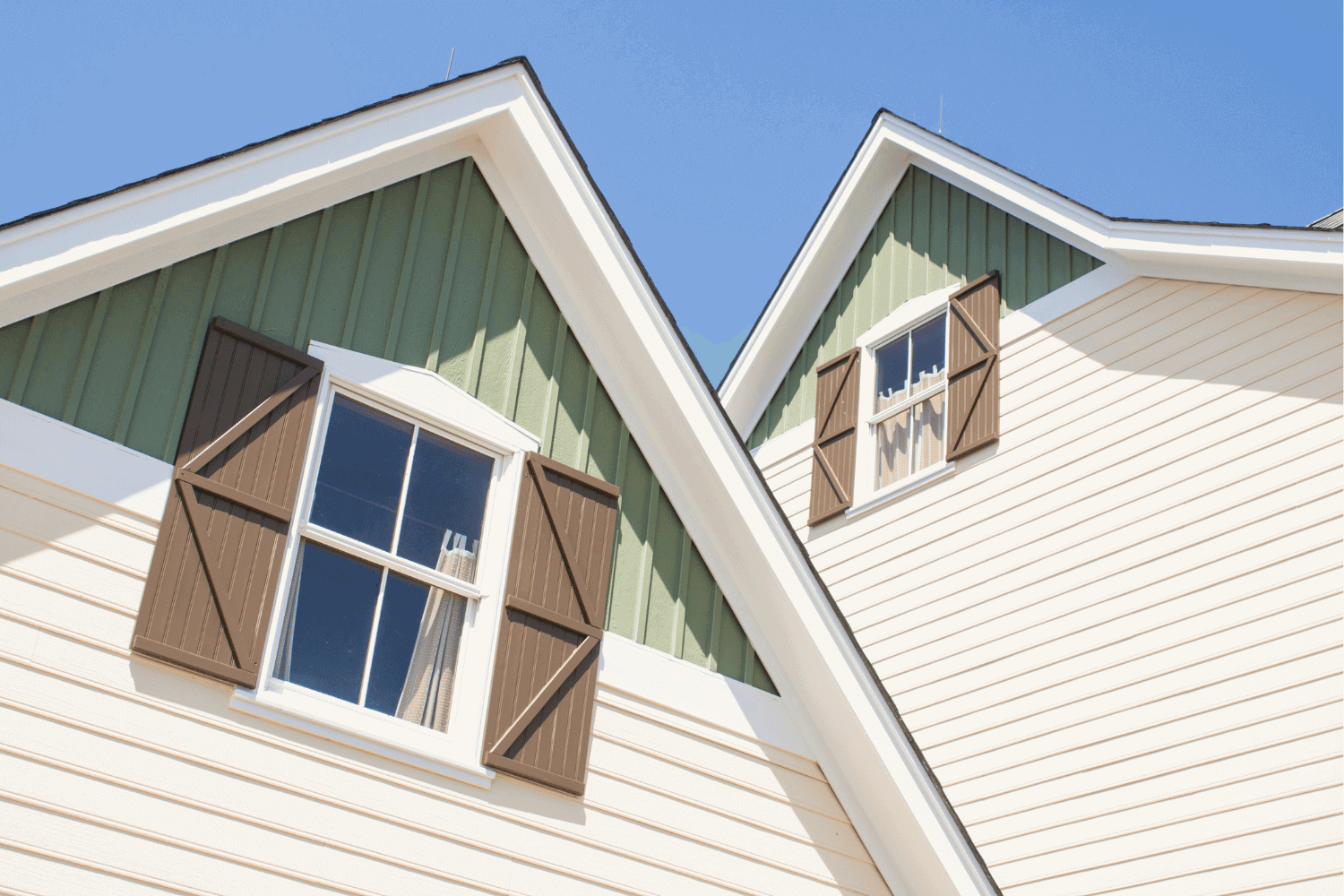 A comparison of different siding materials, including James Hardie siding.