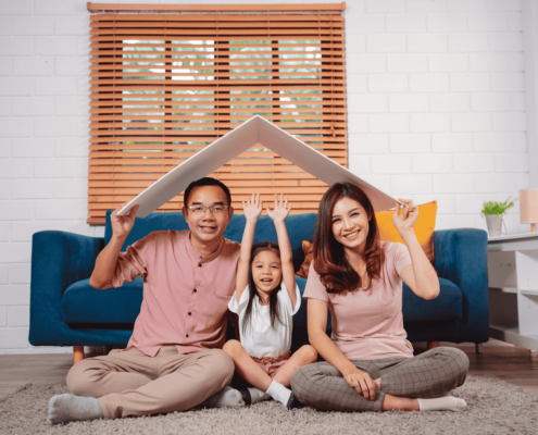 Will homeowners insurance cover new roof? Working with your insurance company for roof claims.