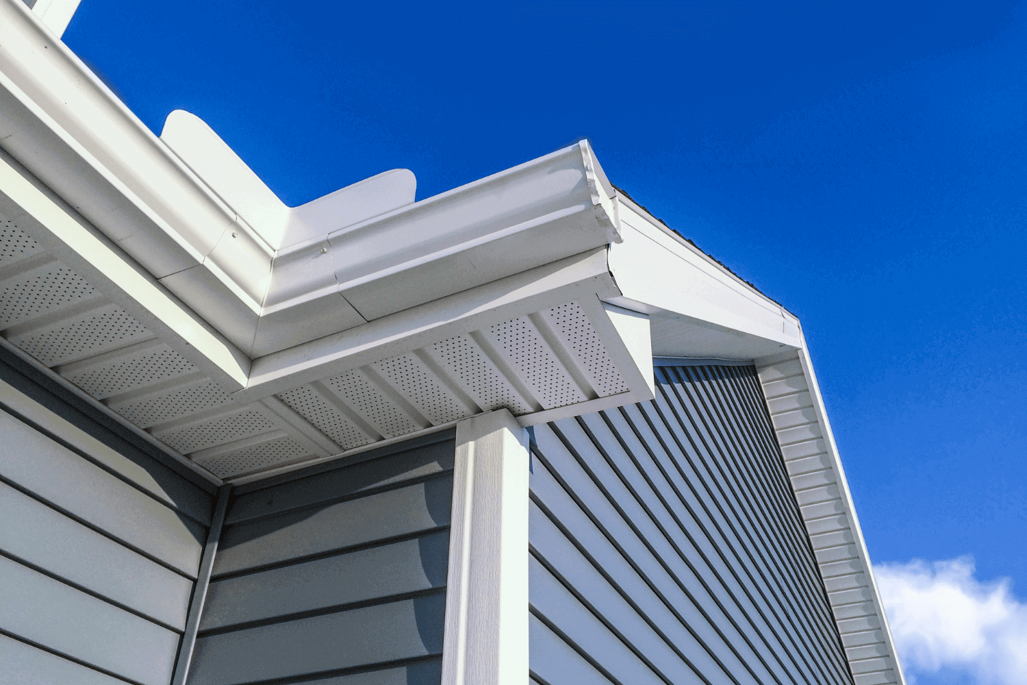 A beautiful home showcasing James Hardie siding, highlighting its benefits.