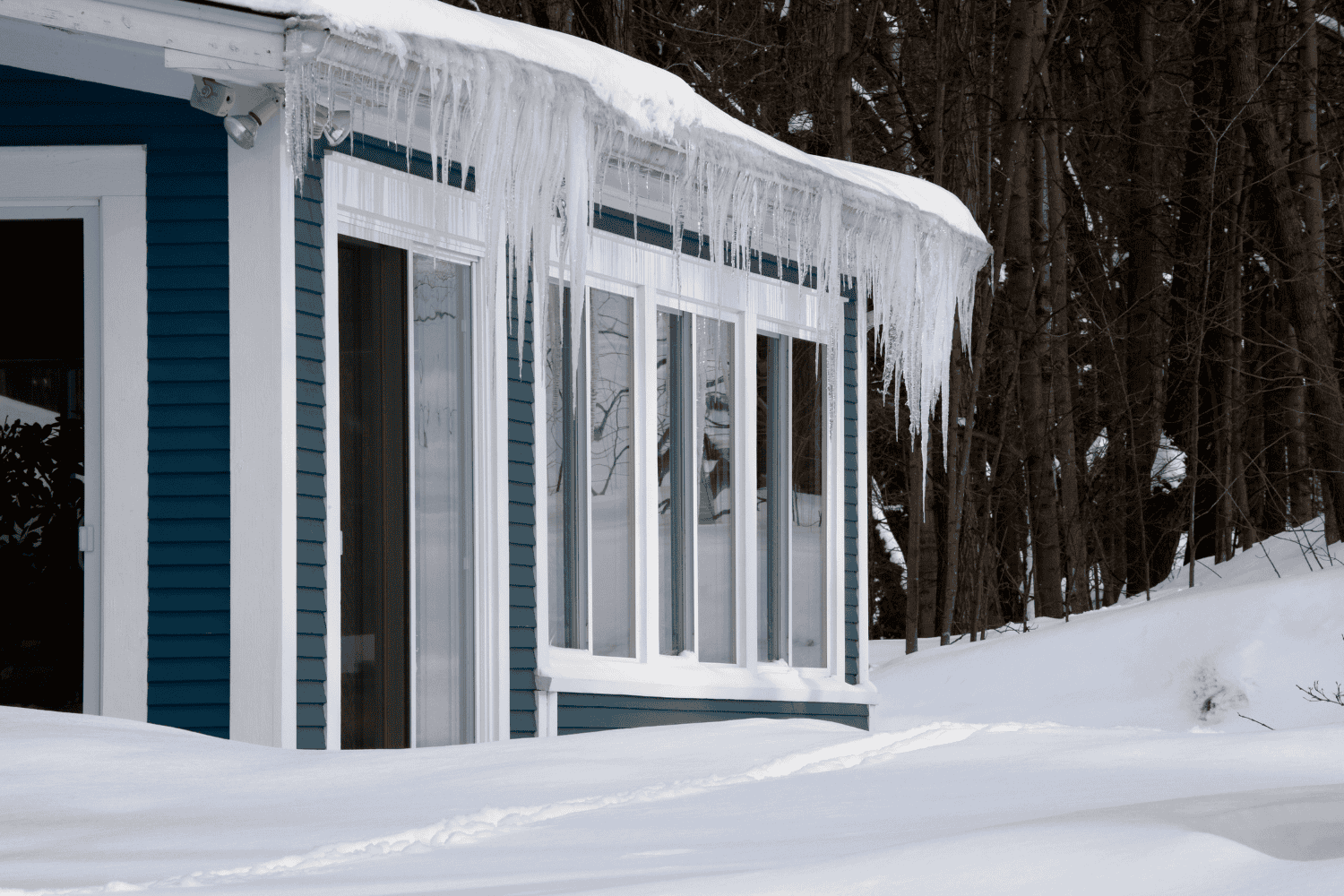 A well insulated attic, demonstrating prevention of icicles and ice dams. A well insulated attic, demonstrating prevention of icicles and ice dams.